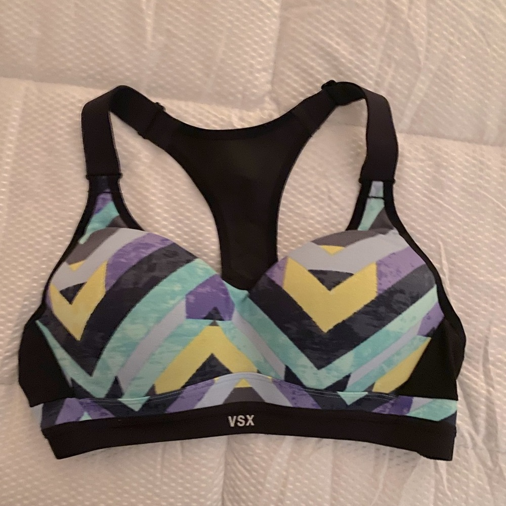 VSX Sport 34B padded sports bra